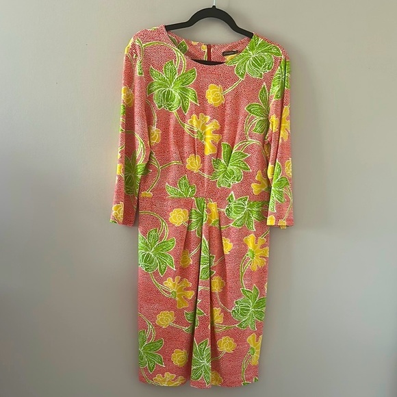 J. McLaughlin Dresses & Skirts - J. McLaughlin Tropical Print Catalina
Cloth Ruched Sheath Dress Sz Large Preppy